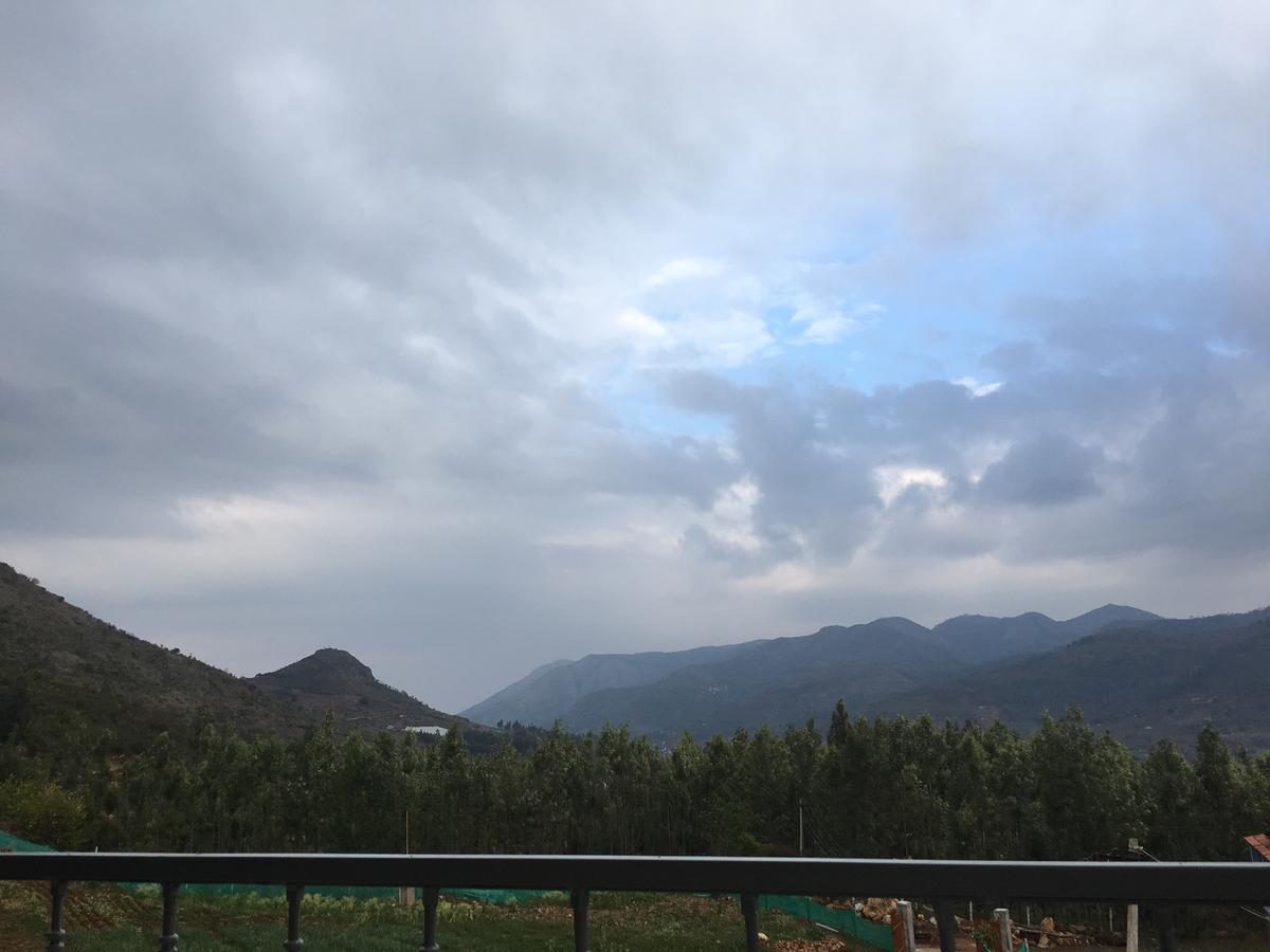 Relaxing 2 B/R Estate House, Deenaty, Tamil Nadu Coimbatore Luaran gambar